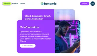 Screenshot der bonamic-Website mit sichtbarer Sticky Card in Aktion – zeigt die native CSS-Scroll-Animation als Teil des Progressive Enhancement-Ansatzes.